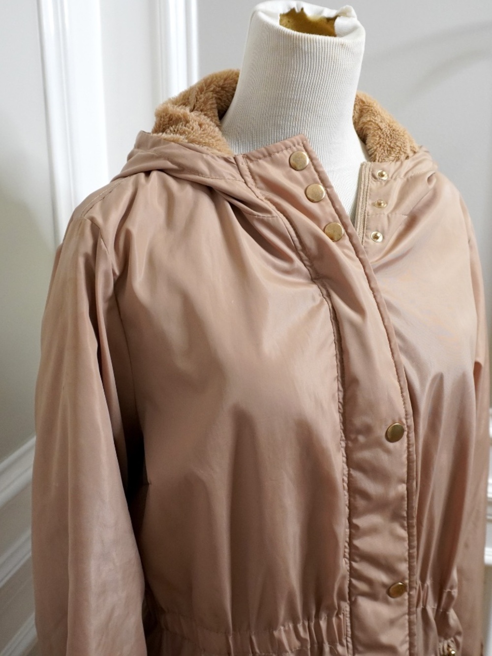 Miss Posh Los Angeles Outwear, Windbreaker with Inside Fur Coating, Size XL - Picture 2 of 5